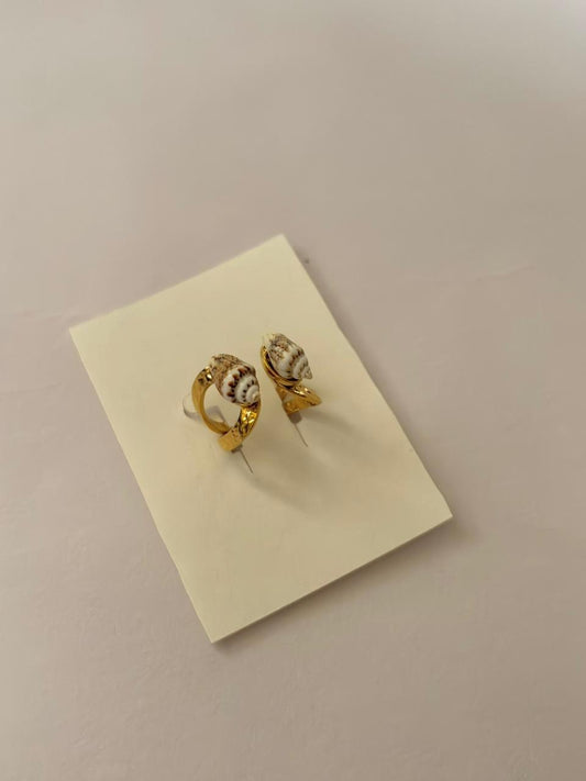 Adjustable Seashell Ring