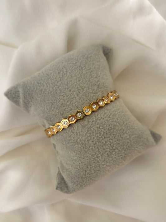Timeless Gold Stone Bracelet