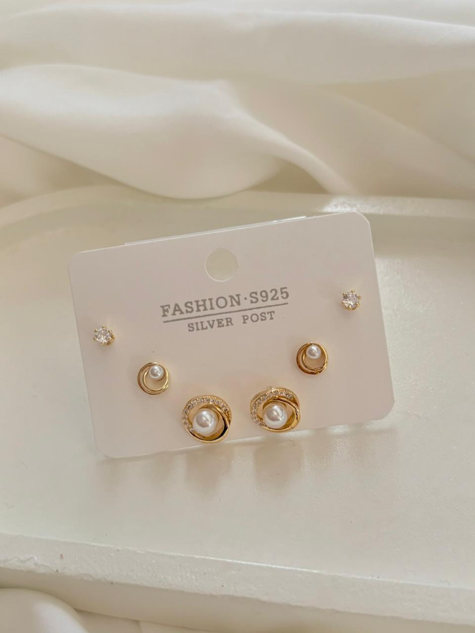 Celeste Pearl Stud (Set of 3)